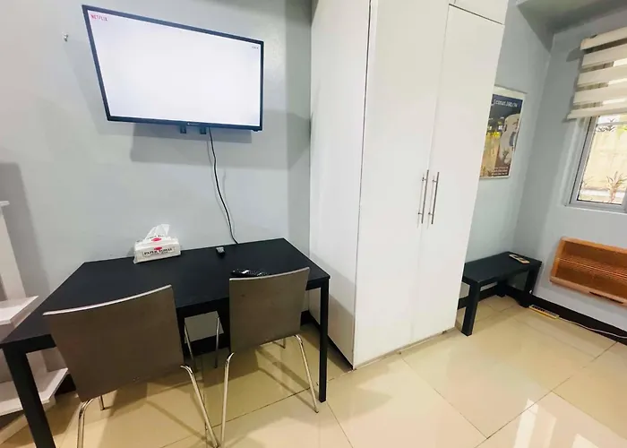 Apartment Morgan A6 Bgc Shortwalk Venice Canal Mall *