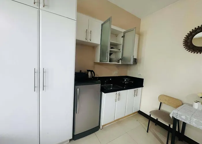 Apartment Morgan A6 Bgc Shortwalk Venice Canal Mall